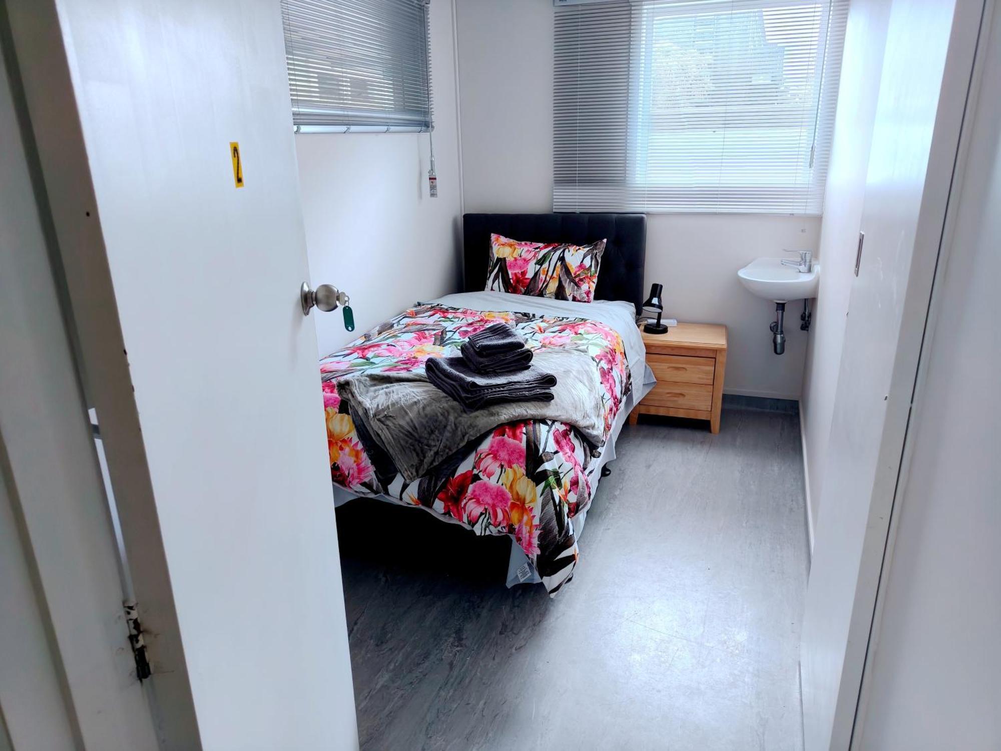 Milford Central Budget Friendly Rooms Auckland Exterior foto