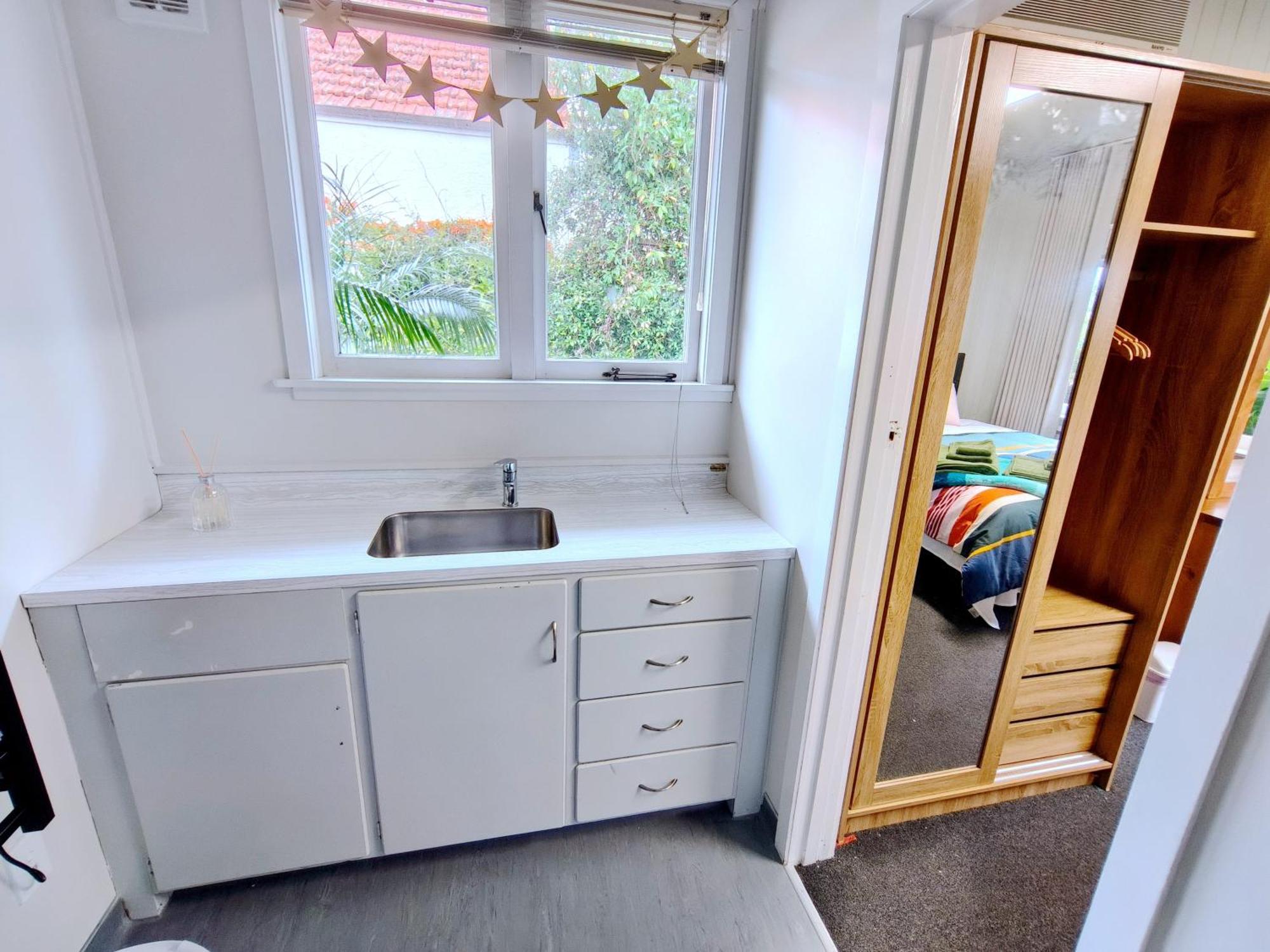Milford Central Budget Friendly Rooms Auckland Exterior foto
