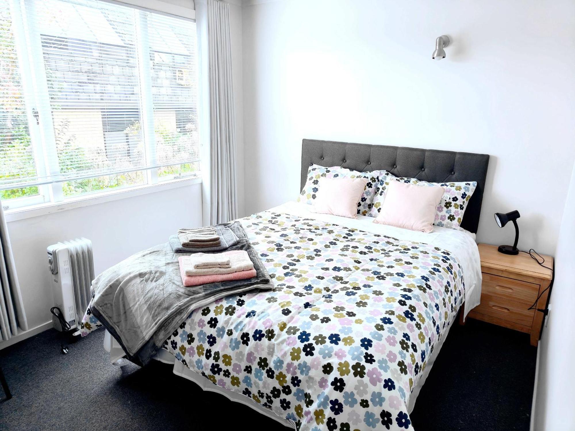 Milford Central Budget Friendly Rooms Auckland Exterior foto